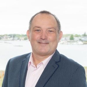 Meet your Posher, Andrew